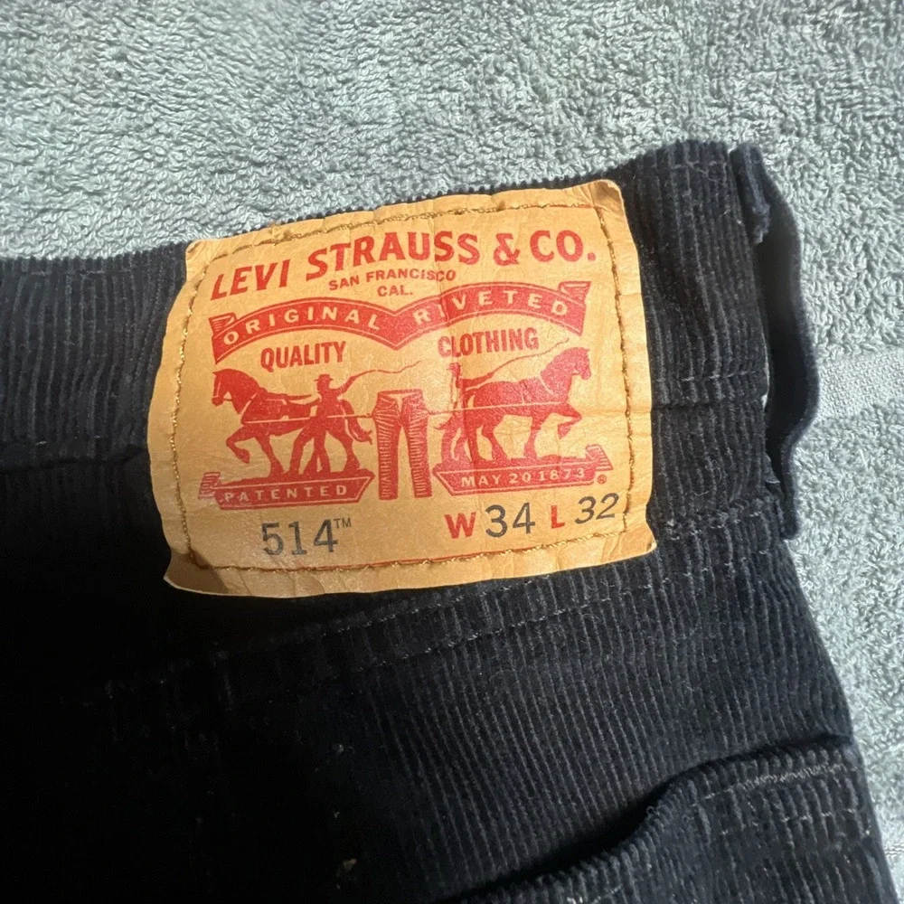 Levi's 514 Corduroy Pants 34x32 Navy Blue Fine‎ Wale Men's Jeans Baggy